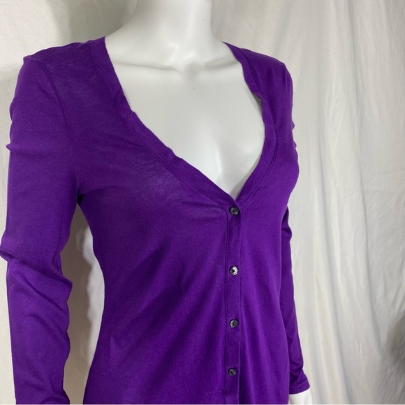 Old Navy Purple Deep V-Neck Lightweight Knit Cardigan - Picture 2 of 7